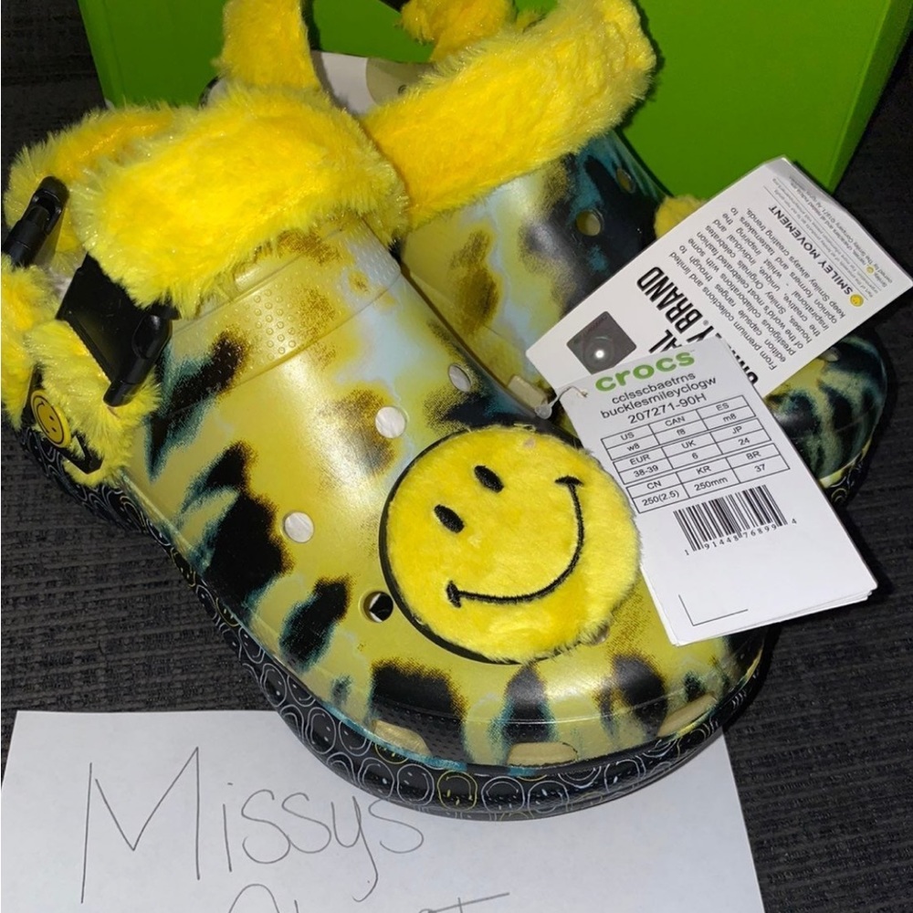 Smiley bae crocs w8